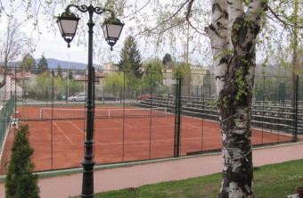 Нов тенис клуб в Банкя